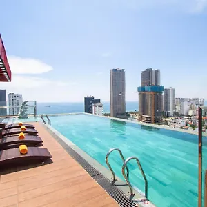 https://cordial-grand-hotel.hotelsofhoian.com