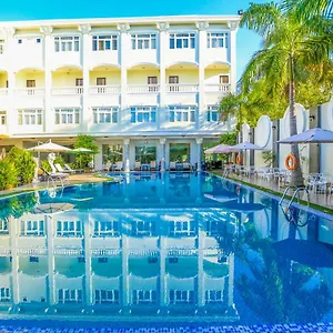 https://eden-plaza-da-nang.dananghotels.net